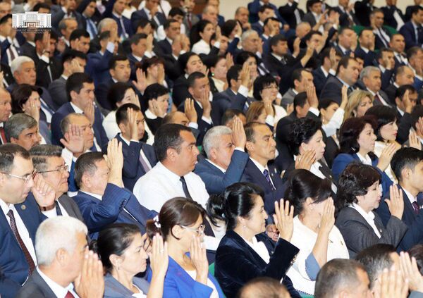 Хокима Ташкента избрали сенатором Олий Мажлиса Узбекистана Хокима Ташкента избрали сенатором Олий Мажлиса Узбекистана - Sputnik Узбекистан