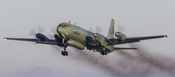 Самолёт - разведчик Ил-20м Самолёт - разведчик Ил-20м - Sputnik Ўзбекистон