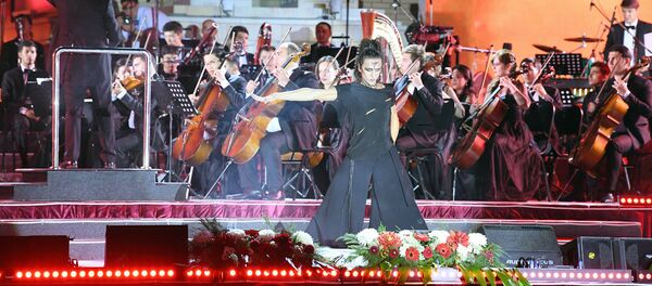 Симфонический концерт — Open Air Ночь серенад, классики и рока - Sputnik Узбекистан