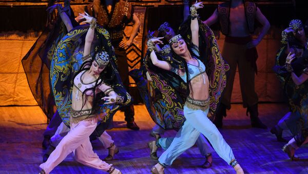 Народные узбекские танцы - Sputnik Узбекистан