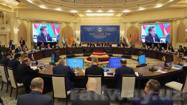 Главы железных дорог стран ШОС обсудили в Ташкенте логистику - Sputnik Узбекистан