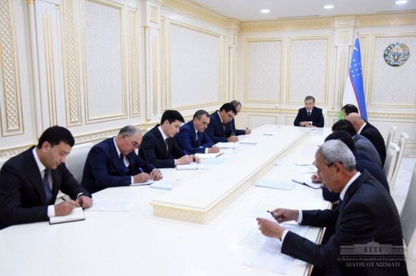 Реклама и олимпийские центры: Мирзиёев дал указания по развитию спорта - Sputnik Узбекистан