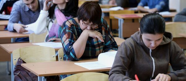 Мигрантлардан тест олиш маркази Мигрантлардан тест олиш маркази - Sputnik Ўзбекистон