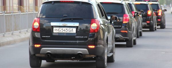 Кортеж на дорогах Ташкента - Sputnik Узбекистан