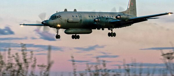 Российский самолет Ил-20М - Sputnik Узбекистан