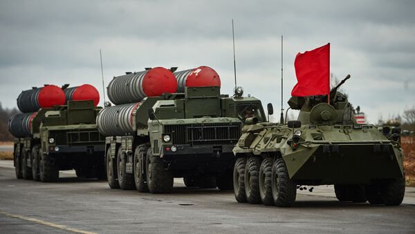 Тренировка механизированной колонны войск Санкт-Петербургского гарнизона - Sputnik Узбекистан
