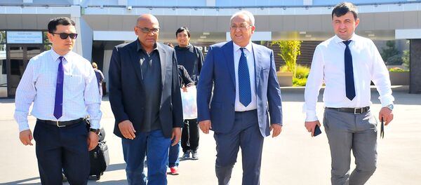 V Tashkent pribil sekretar AFK Dato Vindsor Djon - Sputnik O‘zbekiston