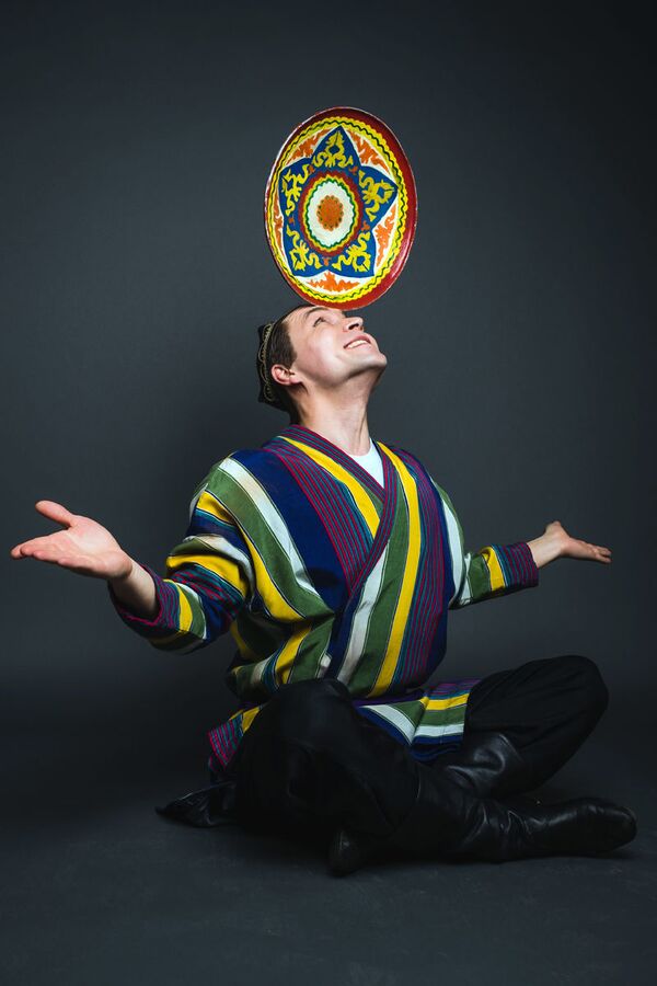 Что привез в Ташкент легендарный ансамбль имени Моисеева - Sputnik Узбекистан