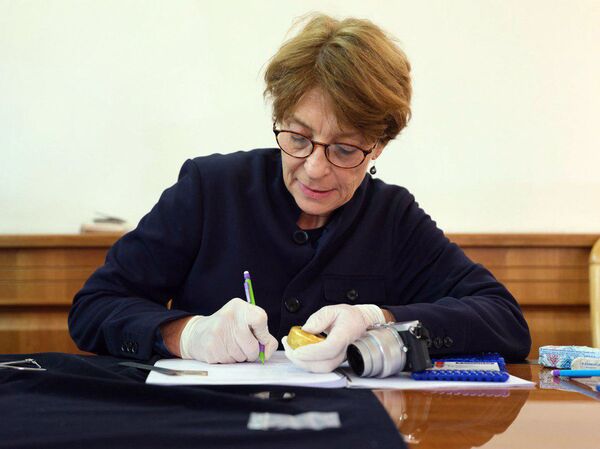 Эксперты Лувра приехали в Узбекистан за артефактами  - Sputnik Узбекистан