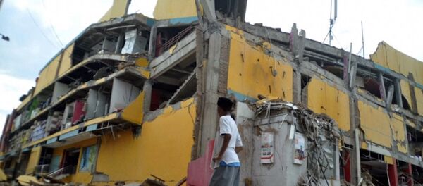 СПУТНИК_ Последствия землятресения и цунами в Индонезии СПУТНИК_ Последствия землятресения и цунами в Индонезии - Sputnik Узбекистан