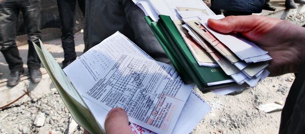 Проверка документов иностранных граждан - Sputnik Узбекистан