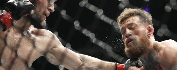 Boy mejdu Xabibom Nurmagomedovim i Konorom MakGregorom Boy mejdu Xabibom Nurmagomedovim i Konorom MakGregorom - Sputnik O‘zbekiston