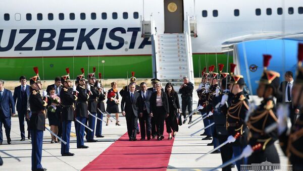 Prezident Uzbekistana Shavkat Mirziyoyev pribil vo Fransiyu - Sputnik O‘zbekiston