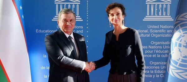 Президент Узбекистана Шавкат Мирзиёев и Генидректор ЮНЕСКО Одри Азуле - Sputnik Ўзбекистон