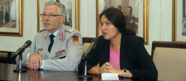 Немецкий военный специалист Клаус Хютгер Немецкий военный специалист Клаус Хютгер - Sputnik Ўзбекистон