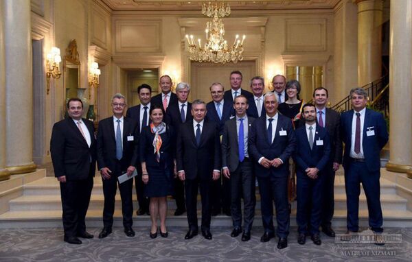 Президент Республики Узбекистан Шавкат Мирзиёев провел встречу с руководителями крупнейших французских компаний - Sputnik Узбекистан