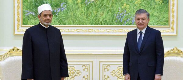 Президент Республики Узбекистан Шавкат Мирзиёев 11 октября принял Верховного имама Египта, руководителя комплекса Аль-Азхар шейха Ахмада Мухаммада Тайиба - Sputnik Узбекистан