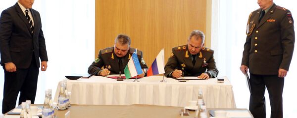 Визит Министра обороны РФ Сергея Шойгу в Узбекистан Визит Министра обороны РФ Сергея Шойгу в Узбекистан - Sputnik Ўзбекистон