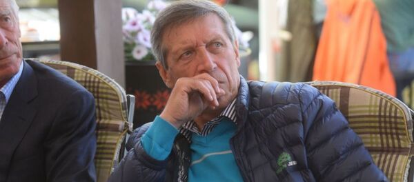 Вратарь и заслуженный тренер Беларуси Михаил Вергеенко. - Sputnik Узбекистан