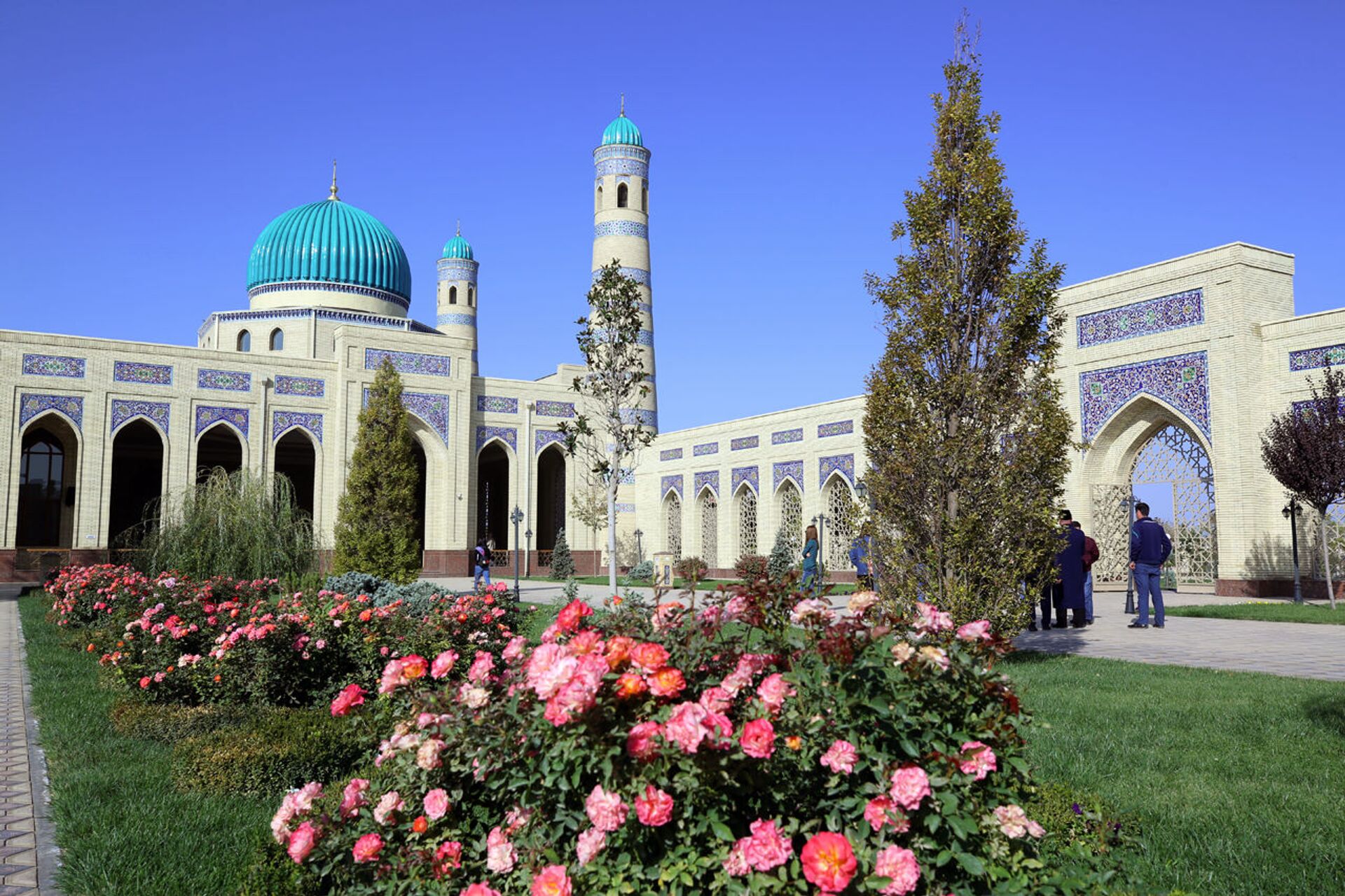 Соборная мечеть в Заамине - Sputnik Узбекистан, 1920, 21.06.2023