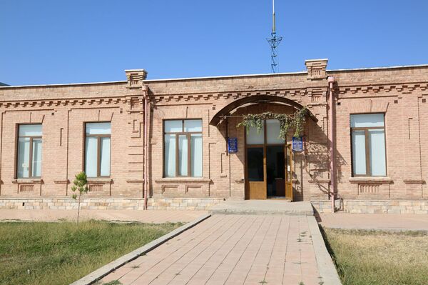 Три сезона за один день, или Как выглядит узбекская Швейцария Три сезона за один день, или Как выглядит узбекская Швейцария - Sputnik Узбекистан