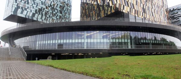 Здание московской школы управления Сколково - Sputnik Узбекистан