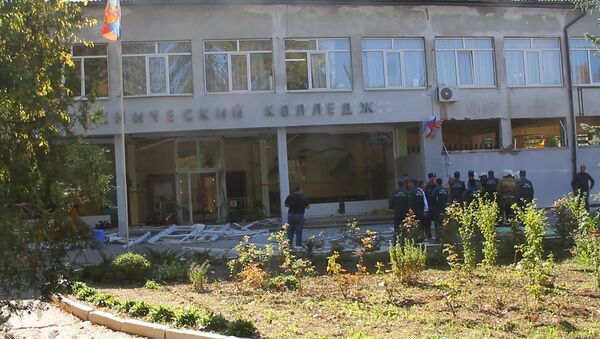 Нападение на керченский колледж - Sputnik Узбекистан