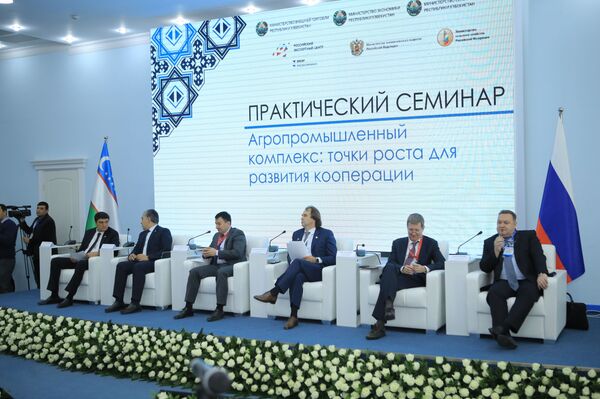 Узбекско-российский бизнес-форум: первые договоренности и глобальные планы Узбекско-российский бизнес-форум: первые договоренности и глобальные планы - Sputnik Узбекистан