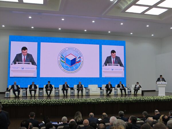 В Ташкенте начал работу узбекско-российский образовательный форум - Sputnik Узбекистан