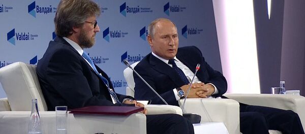 СПУТНИК_Путин о трагедии в Керчи - Sputnik Узбекистан