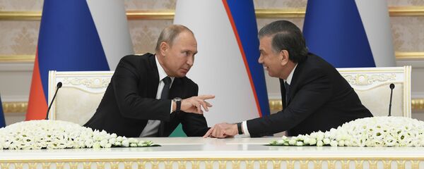 Президент России Владимир Путин и президент Узбекистана Шавкат Мирзиёев - Sputnik Ўзбекистон