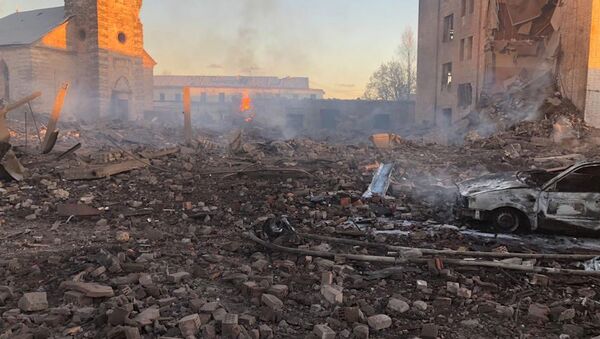 Здание завода пиротехники в Ленобласти разрушено взрывом до сонования - Sputnik Узбекистан