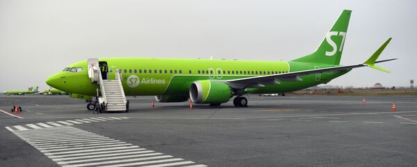 S7 получила первый в России Boeing 737 MAX - Sputnik Узбекистан