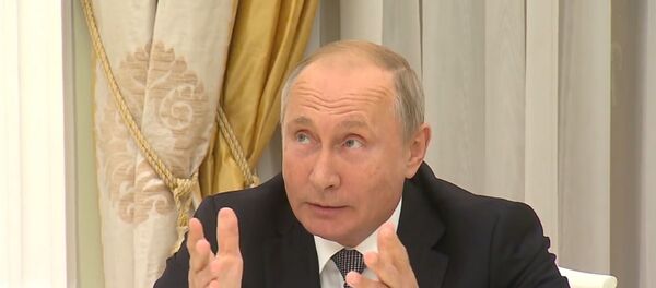 Путин про герб США Путин про герб США - Sputnik Ўзбекистон