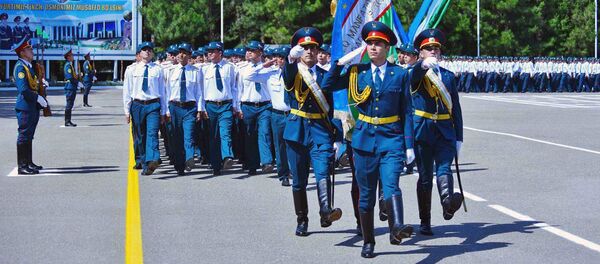 Сотрудники органов внутренних дел Узбекистана Сотрудники органов внутренних дел Узбекистана - Sputnik Ўзбекистон
