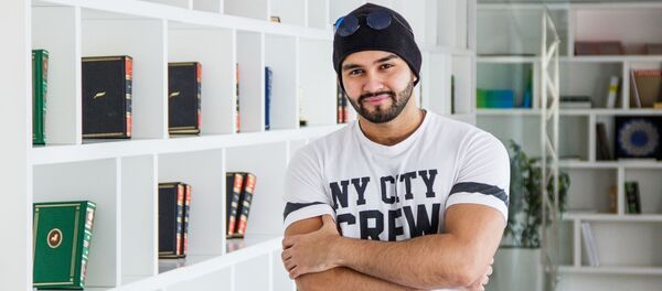 Участник шоу Танцы на ТНТ Шахзод Мухсинов (Jorje) Участник шоу Танцы на ТНТ Шахзод Мухсинов (Jorje) - Sputnik Узбекистан