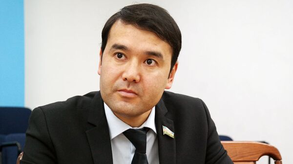 Rasul Kusherbayev, deputat - Sputnik O‘zbekiston