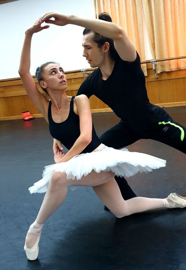 Андрис Лиепа устроил переполох в балетной школе в Ташкенте - Sputnik Узбекистан