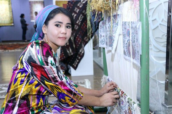 В Узбекистане может появиться музей ковров - Sputnik Узбекистан