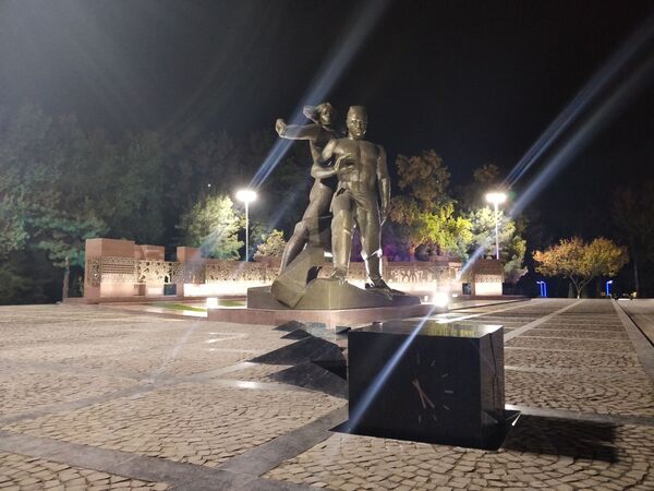 Хранилище солнца и хаос дорог, или Три сюрприза от Ташкента - Sputnik Узбекистан