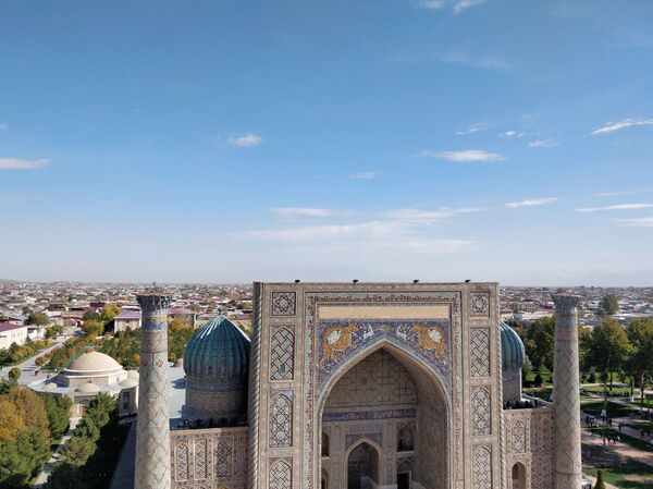 Накормят на базаре и позовут на свадьбу, или Непостижимый Самарканд - Sputnik Узбекистан